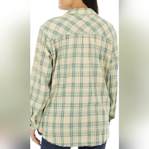Democracy Frayed Plaid Longsleeve Button Down Women’s Medium - Picture 2 of 8